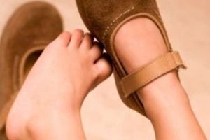 Чому у дитини має бути хоча б одна пара ортопедичного взуття?