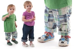 Ортопедичне взуття для здорової дитини: ПОТРЕБА чи ні?
