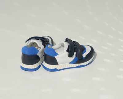Кросівки чорно-білі, сині вставки Happy Walk, 21, 13