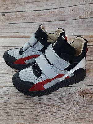 Кросівки чорно-сірі з червоною вставкою Woopy, 32