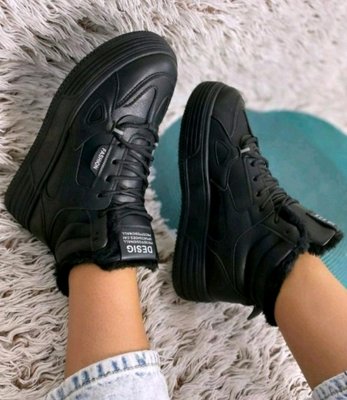 Кросівки зимові чорні на шнурівках Китай, 36
