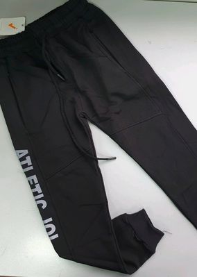 Черные утепленные штаны с надписями, 128, 134