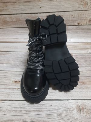 Черевики високі чорні лаковані на шнурівках Harli, 31